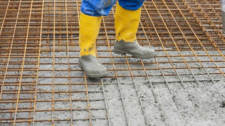 Betonstahl und Baustahlmatten