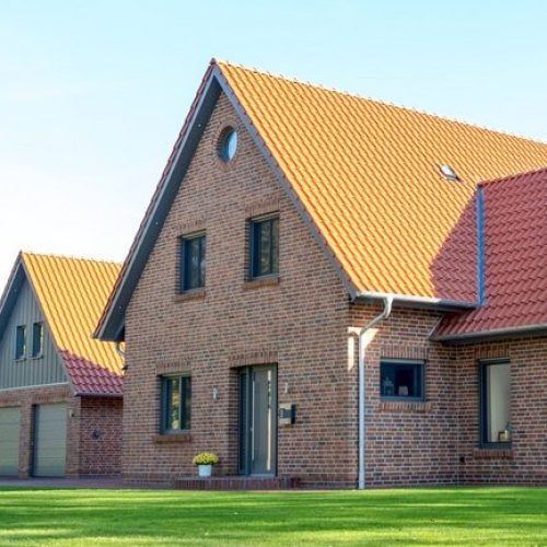 Einfamilienhaus mit Doppelgarage, Augustfehn